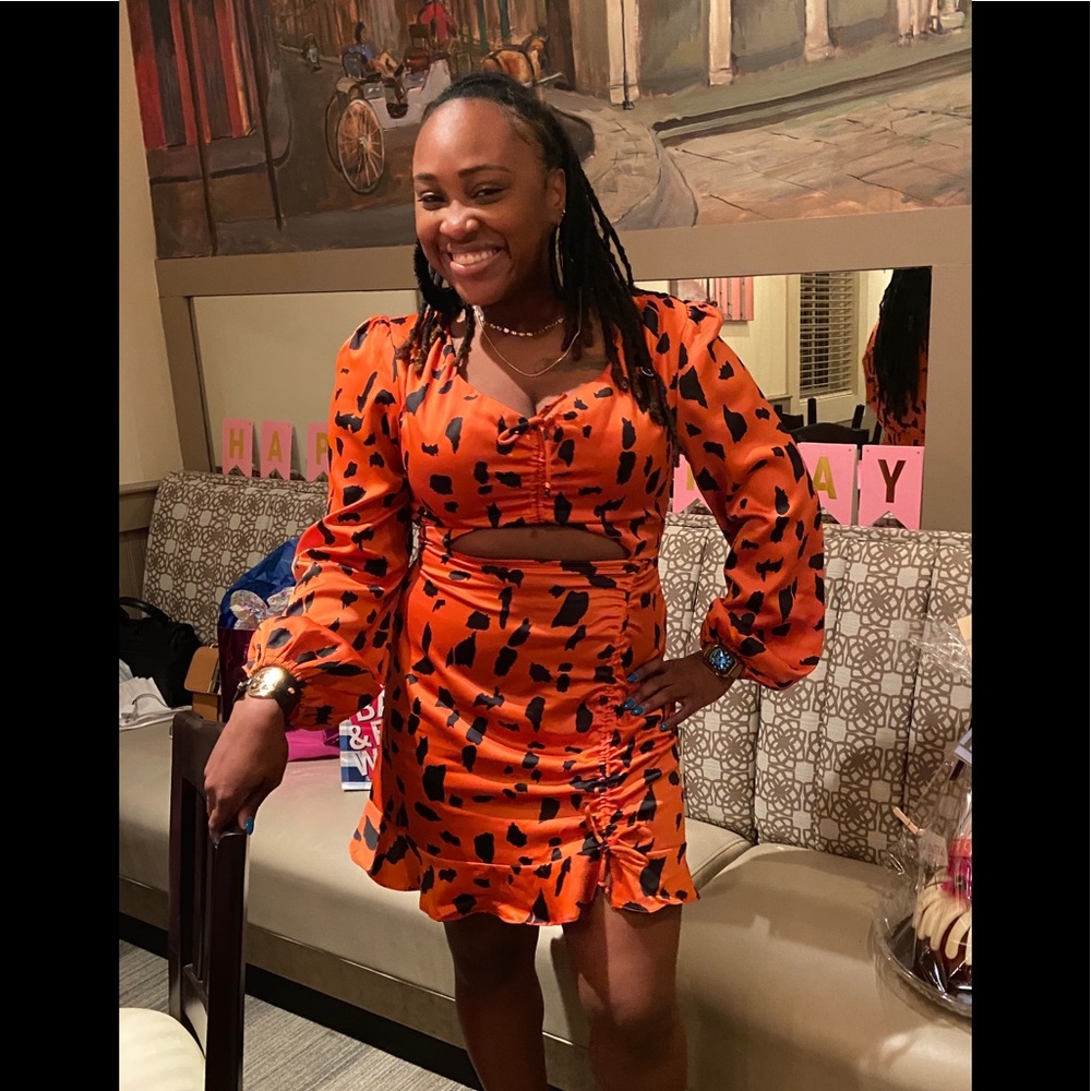 Meet your Posher, Chenise